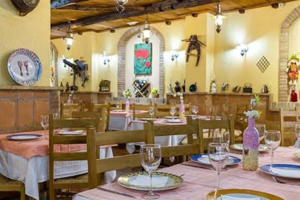 Hotel Hospederia Zacatin Alcala La Real Luaran gambar