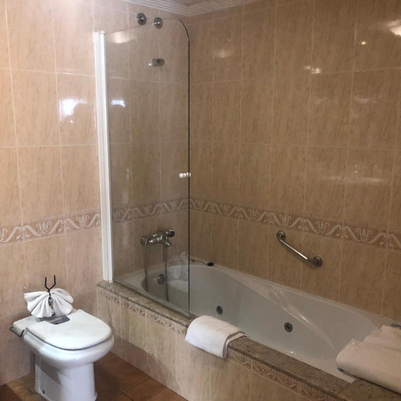 Hotel Hospederia Zacatin Alcala La Real Luaran gambar