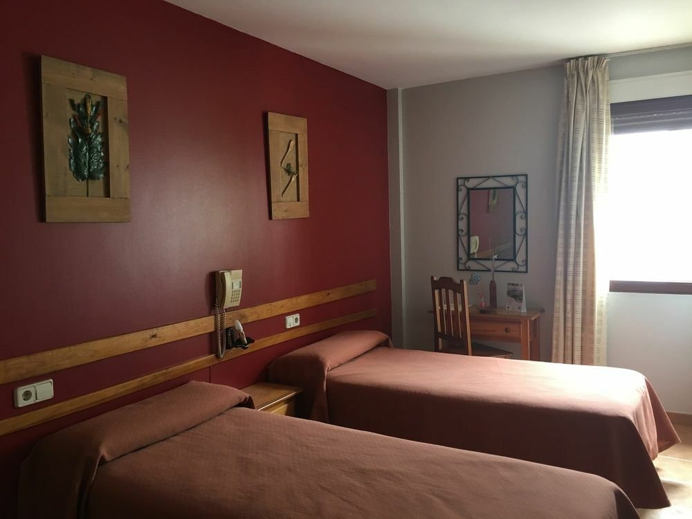 Hotel Hospederia Zacatin Alcala La Real Luaran gambar